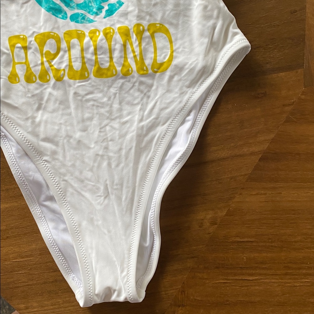 Aerie nwot one piece swim - Picture 4 of 7